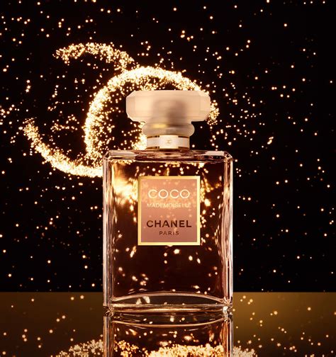 Chanel perfume fashion island